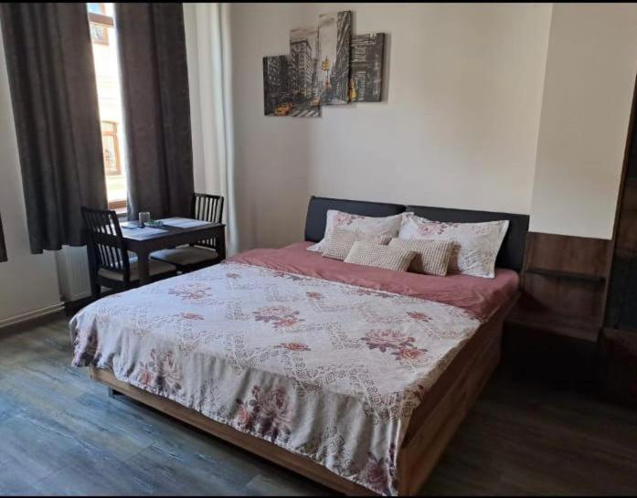 Bistro Centru Vechi Craiova 호텔 외부 사진